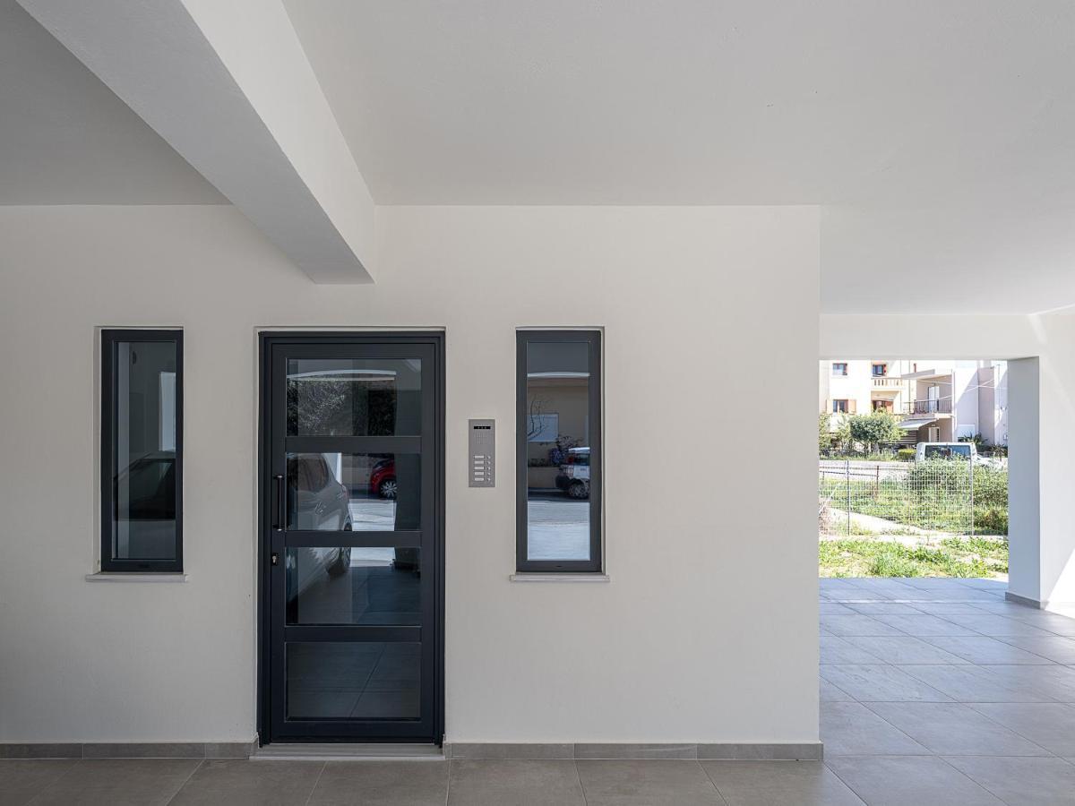 Mossa City Apartments Hriszí Aktí Haniá Kültér fotó